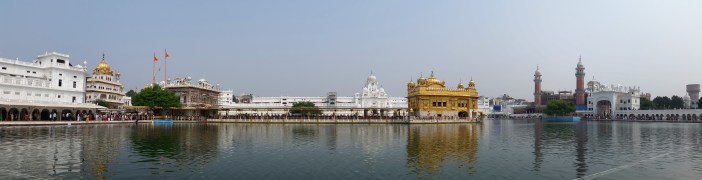 golden-temple-panorama